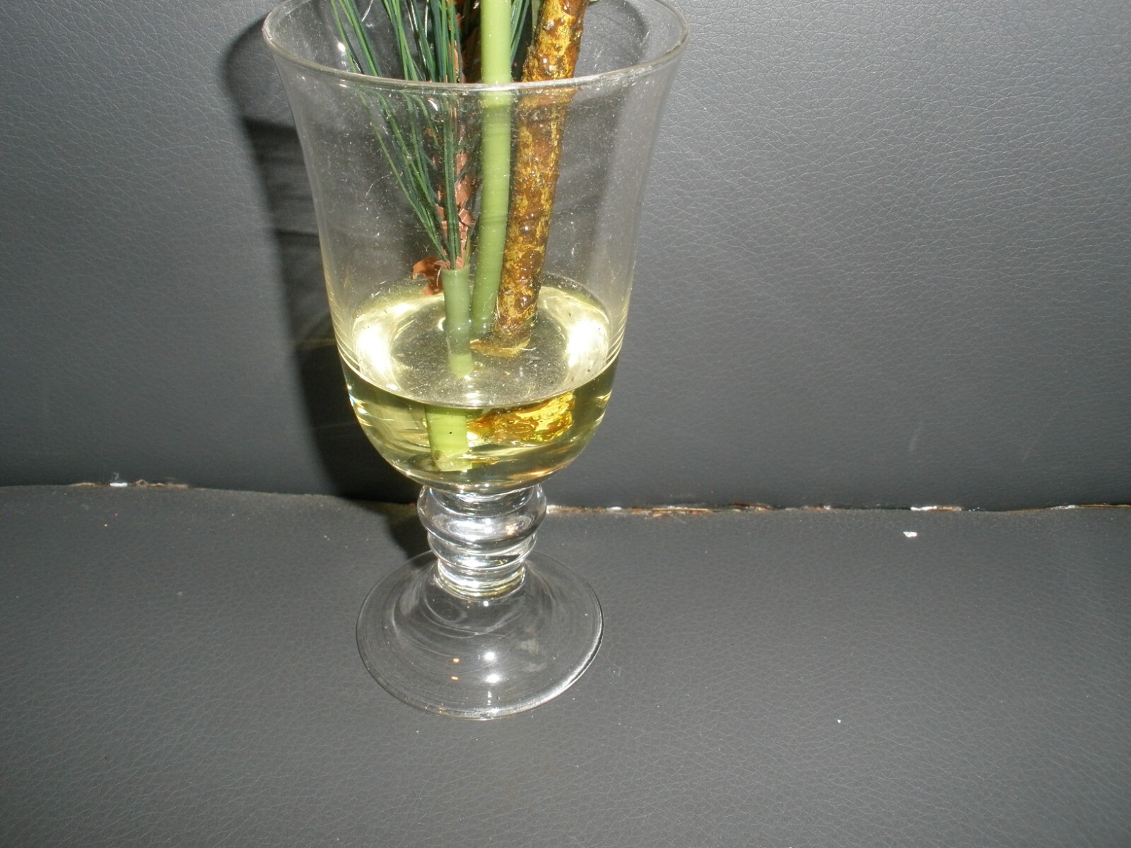 Drinking Glass with Faux Flower Arrangement & Fake Liquid 13″ Tall EUC