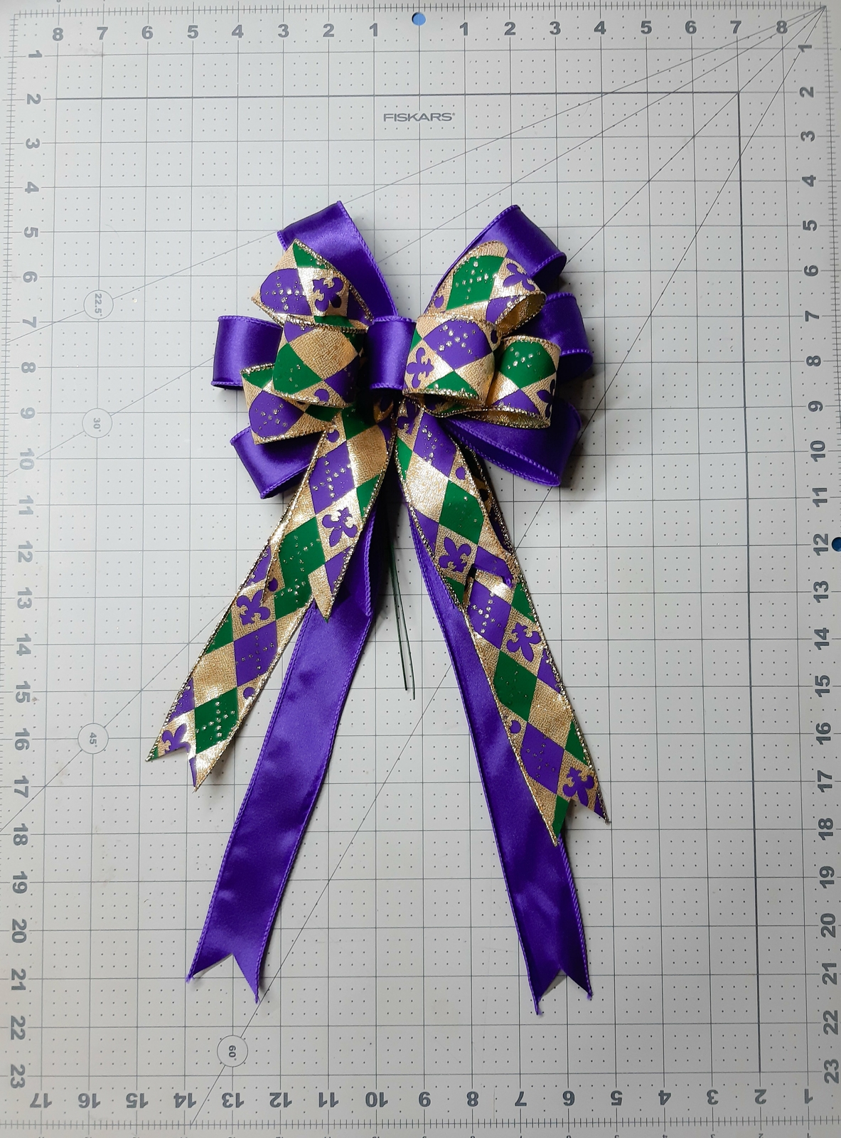 Mardi Gras Bow, Wreath Bow, Purple Satin, Harlequin/Argyle, Gold