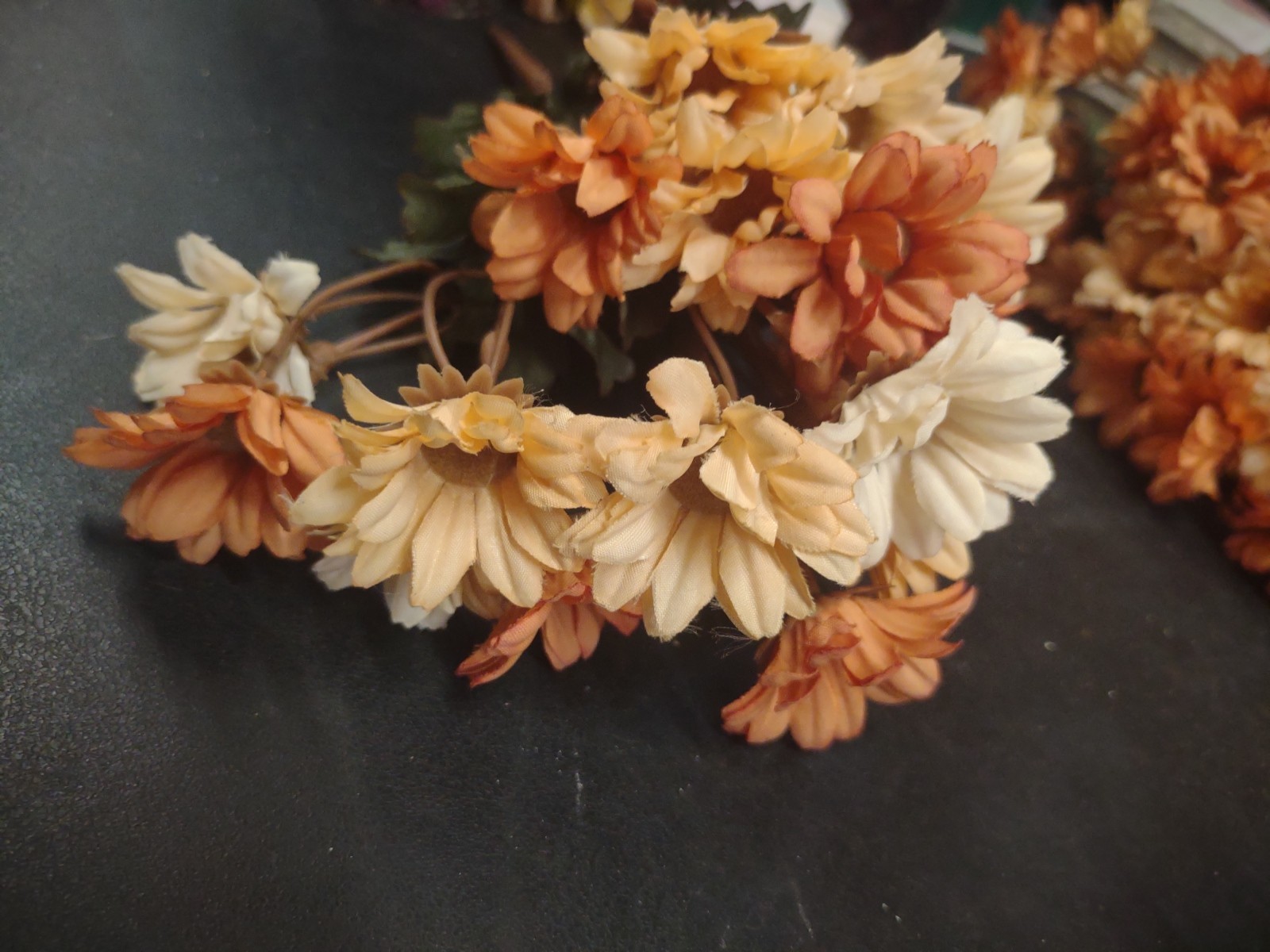 10″ Vintage Silk Mini Daisy Bush, 9 Stems, Caramel, Cream, & Peach Fall Daisies