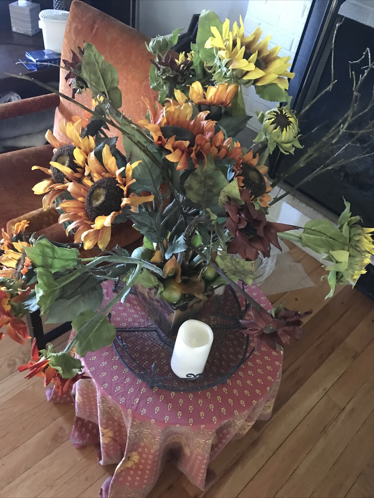 Large Sun Flowers in Glass Vase Silk Summer sunflowers floral Arrangement $125