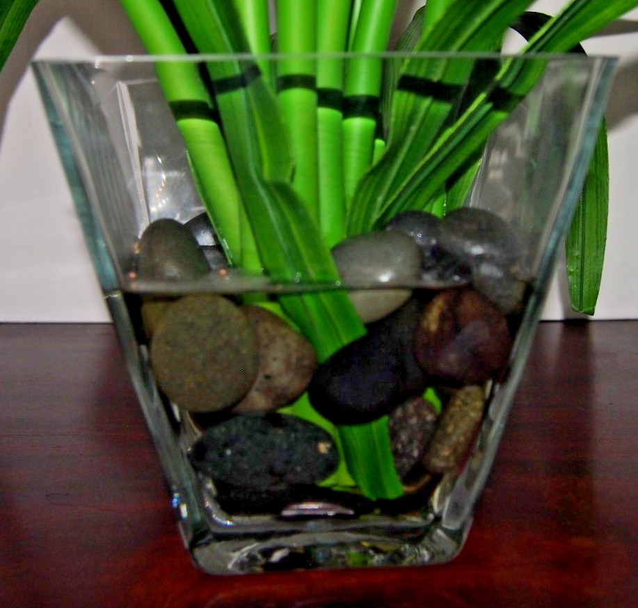 White/Green Calla Lilies Silk Flower Arrangemet With Acrylic Water & River Rocks
