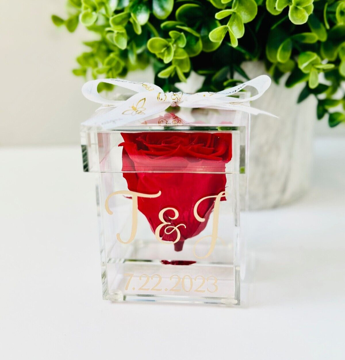 Preserved Rose in a Personalized Clear Acrylic Box – Bridal Party Gifts
