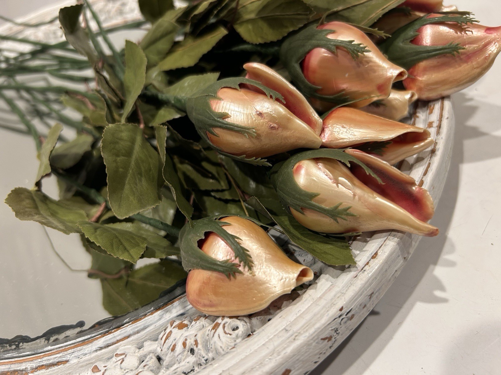 Handmade Hand Painted Long Stem Sea Shell Rose Buds Realistic Bouquet 12