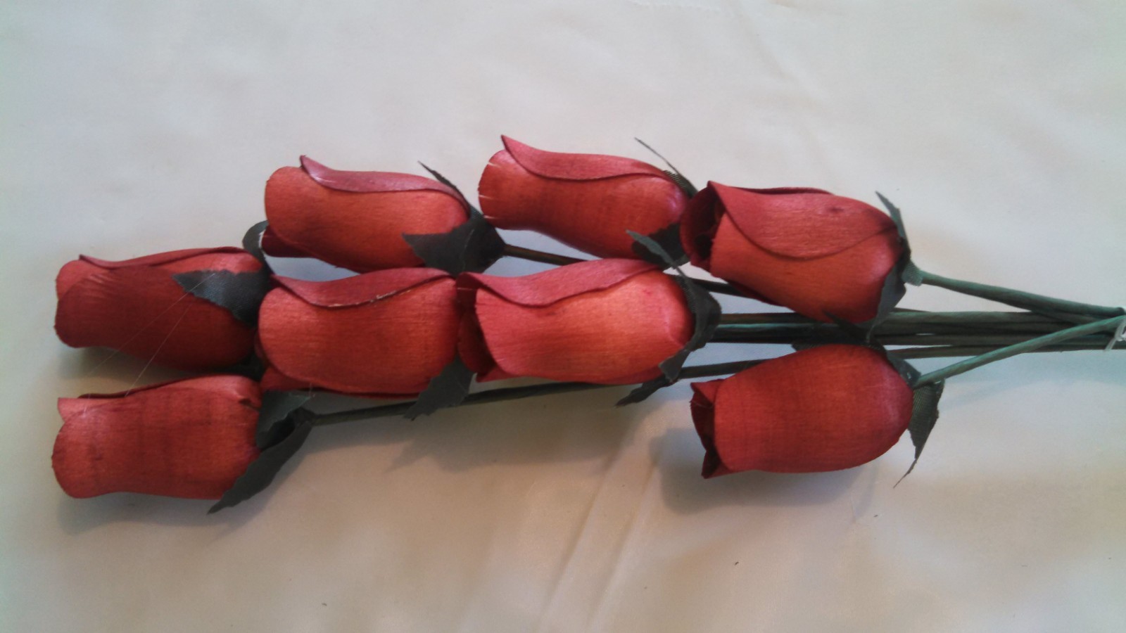 Small Bud Wood Roses – (Various Fall Colors)
