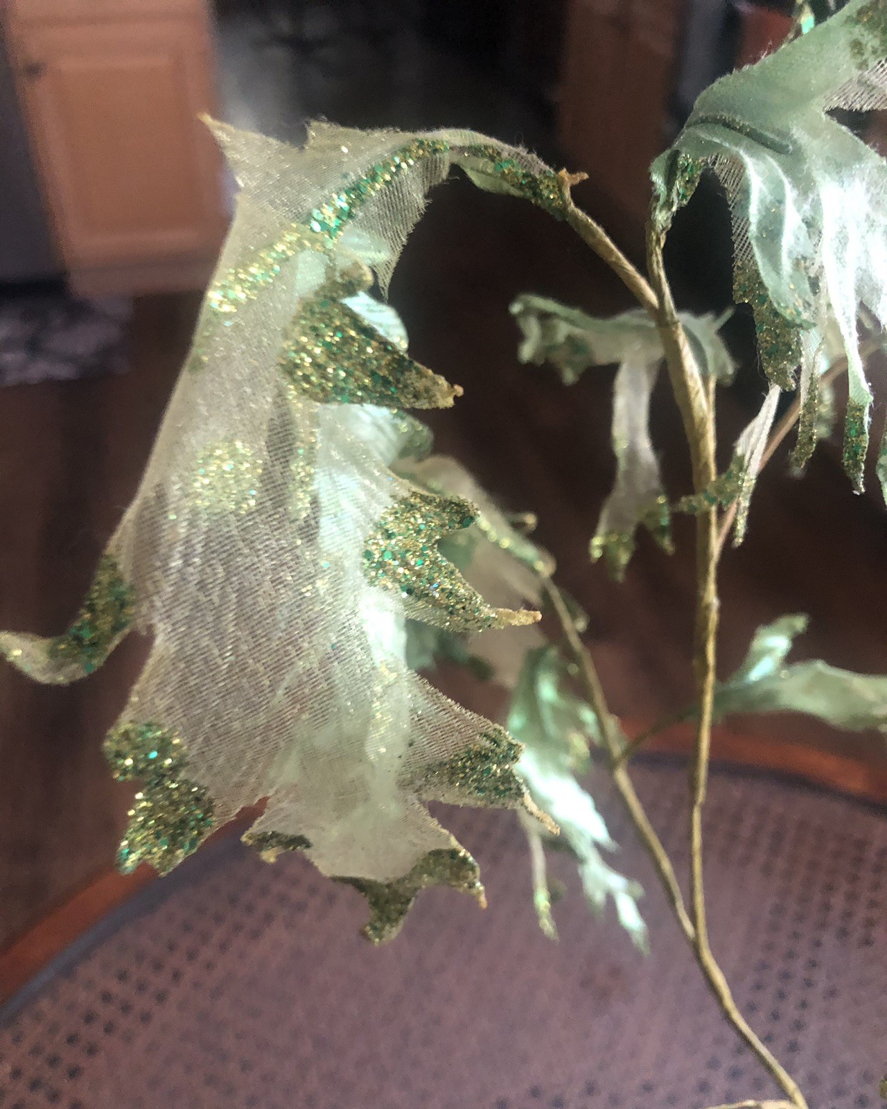 UNIQUE LIME AQUA IRIDESCENT SEAWEED WIRED SPRAY STEM VASE DECORATION