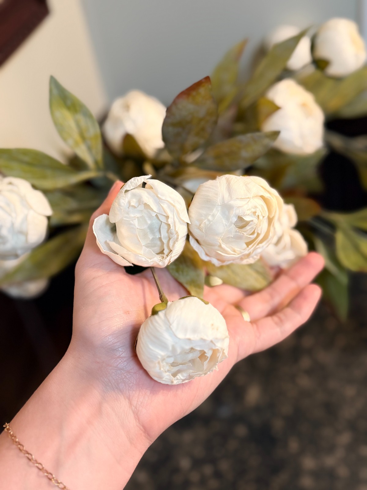 Michael’s Ashland Cream Artificial Peony Stems Set of 8 New
