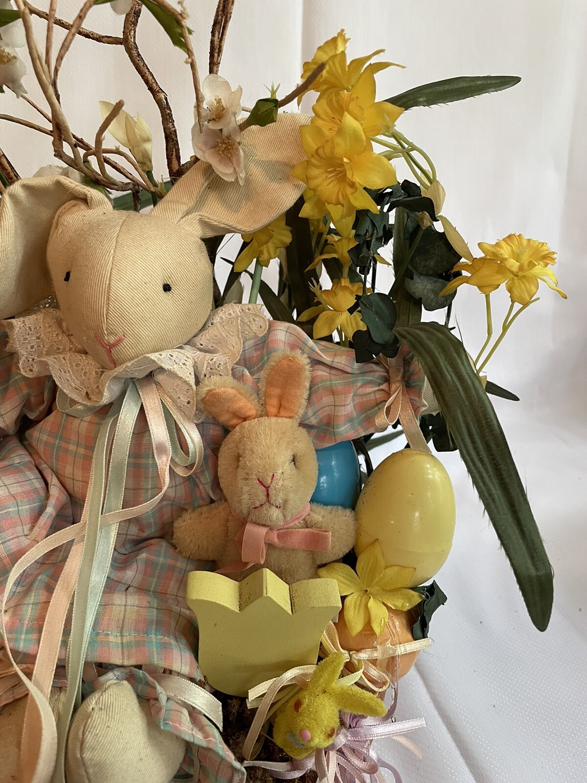 Mama Baby Bunny Easter Egg Floral Arrangement Centerpiece Decor Clay Vintage