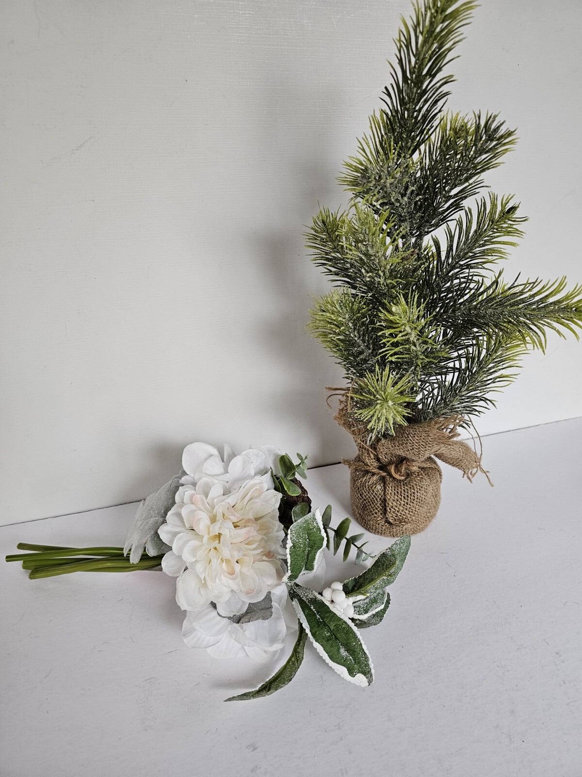 Christmas Noel Floral Boutique & Faux Pine Tree Bundle