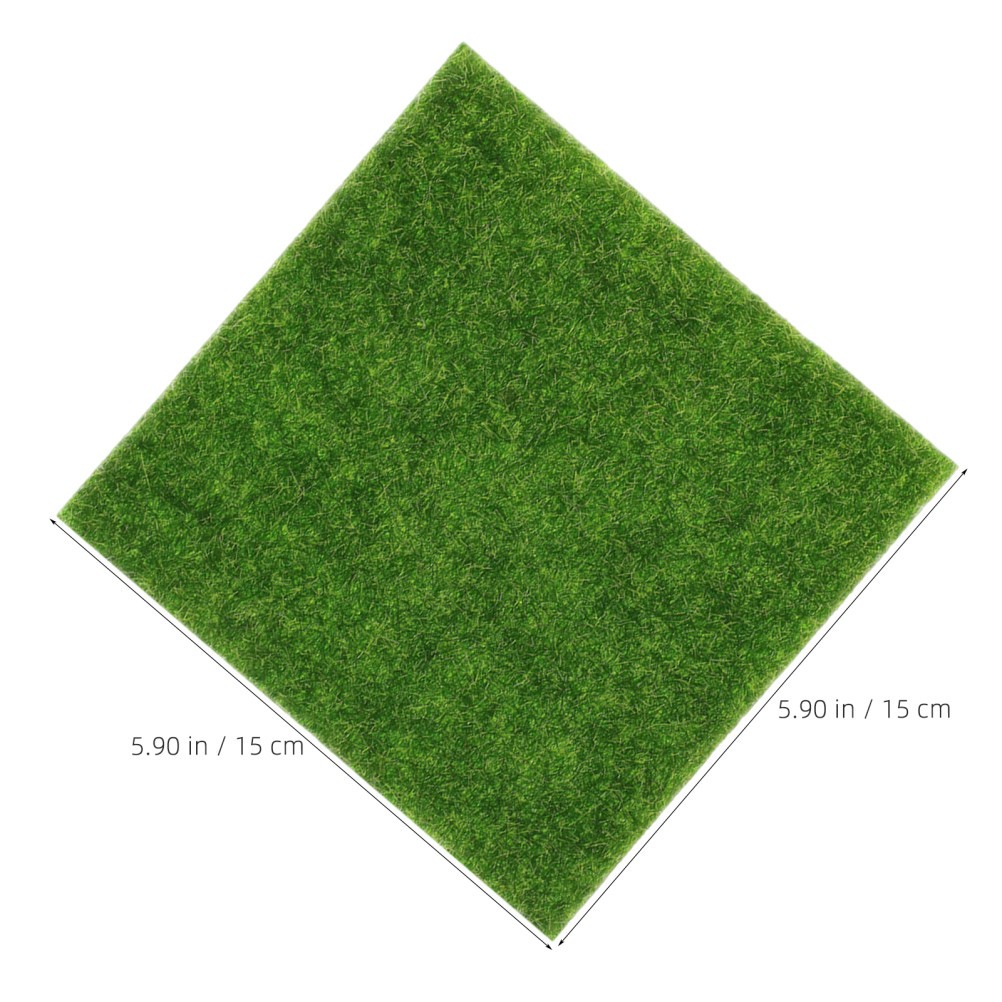 18Pcs Reusable PVC Synthetic Grass Squares for Craft DIY Mini Garden Scenes
