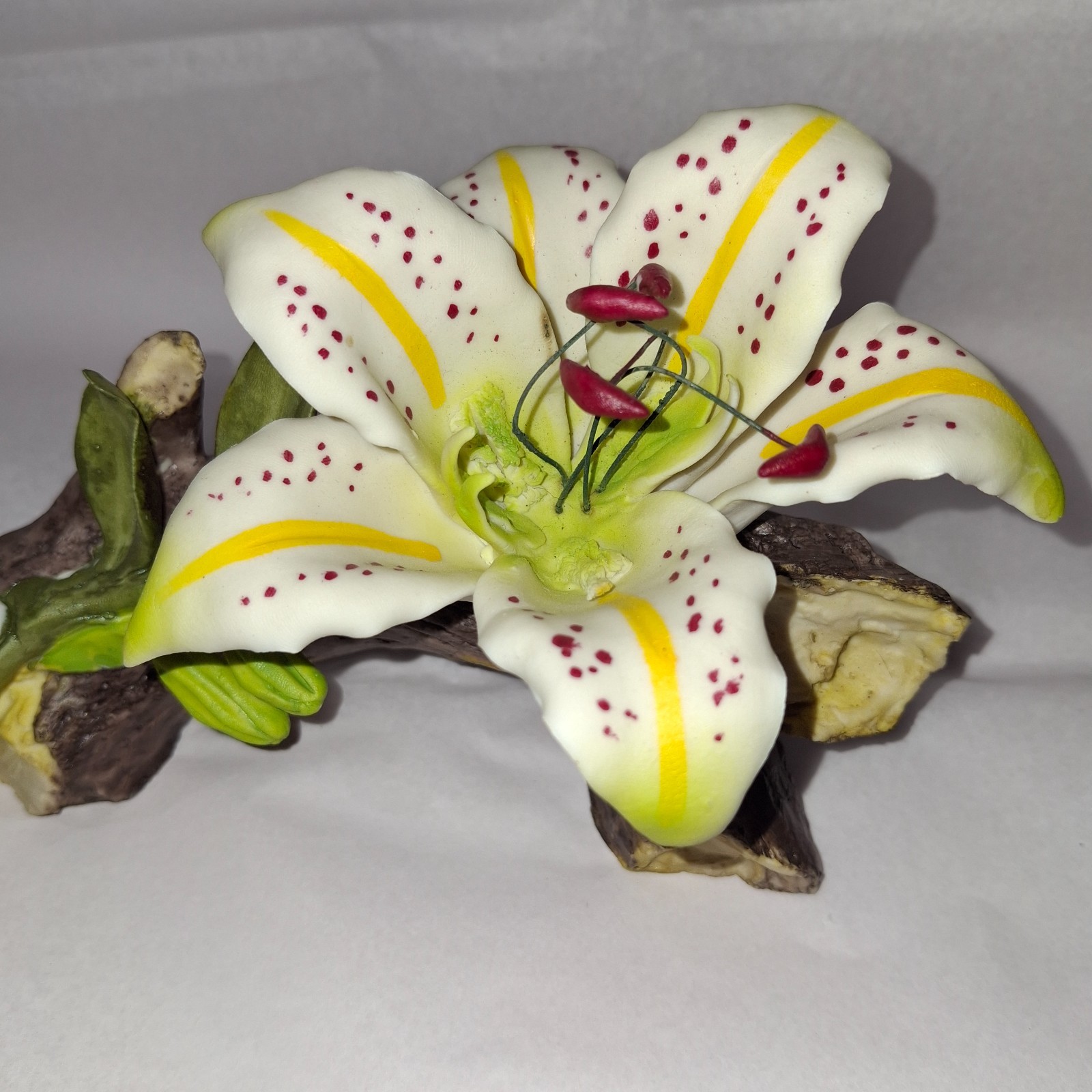 VTG Rare Tiger Lily Branch Cream Yellow Green Italy Porcelain Has Damage
