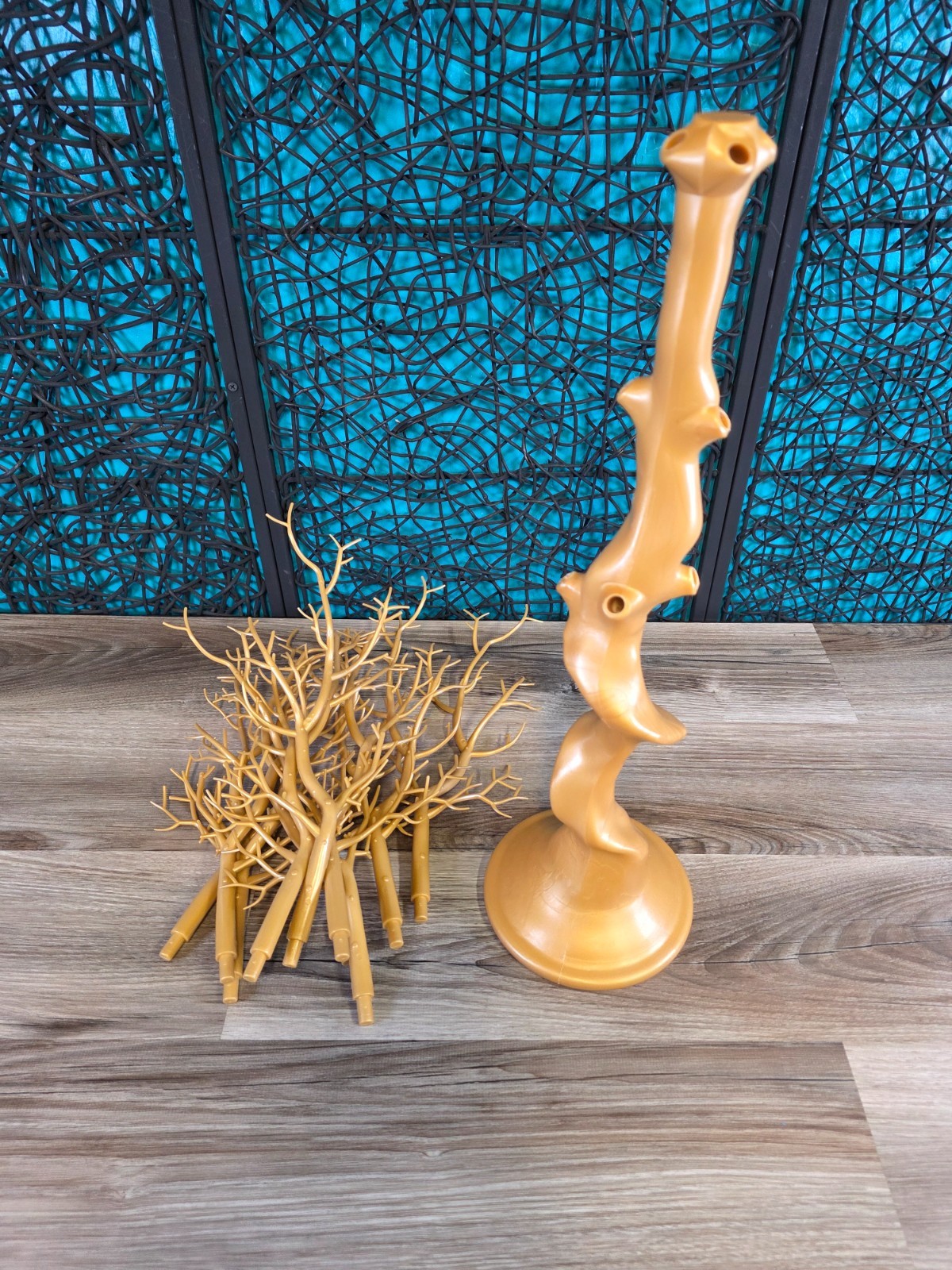 Tree Table Decoration Centerpiece 30″ Gold Plastic Holiday Party Wedding Display