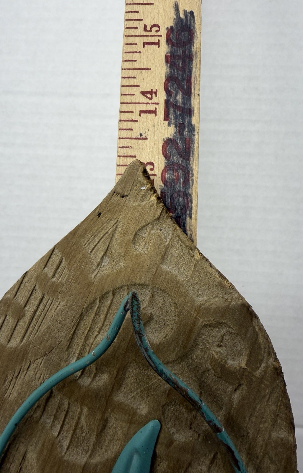Rustic Wood Flower With Metal Center Wall Hanging Decor Teal 13.25”