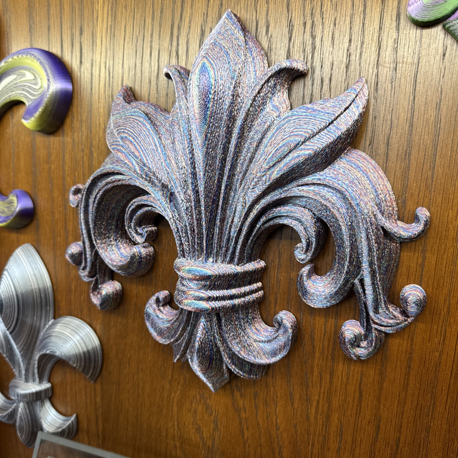 Fleur De Lis Gradient Colors – 3d printed statement piece. 10x10x2