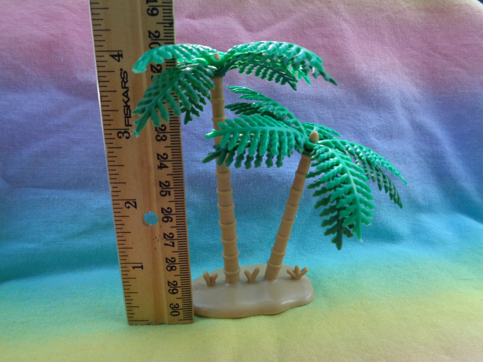 Toys”R”Us Coconut Palm Tree Artificial Miniature Plastic Diorama