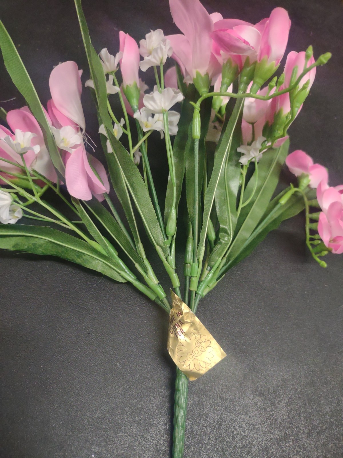 Vintage 10″ Silk Freesia Flower Bush, Pink, 5 Stems, Baby’s Breath & Foliage