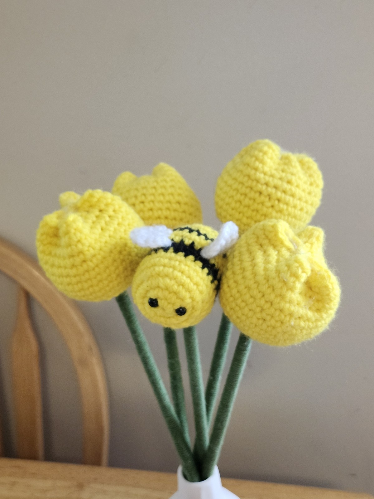 Artificial Crochet Yellow Tulip Bouquet with Bee in White Vase, Floral Theme