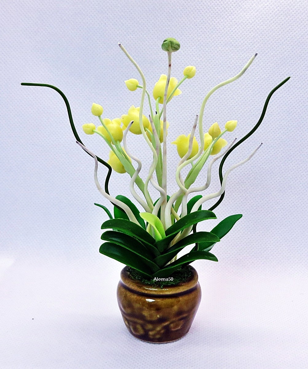 US Stock 5″H Handmade Miniature Air Dry Clay Bell-Flowers Arranged in CeramicPot