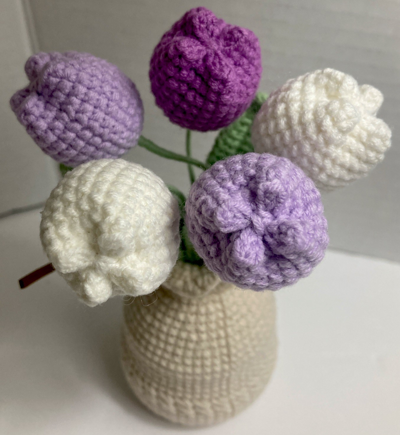 Crochet Woven Tulips with Wool Simulation Plant Crochet Hand-Woven Flowers