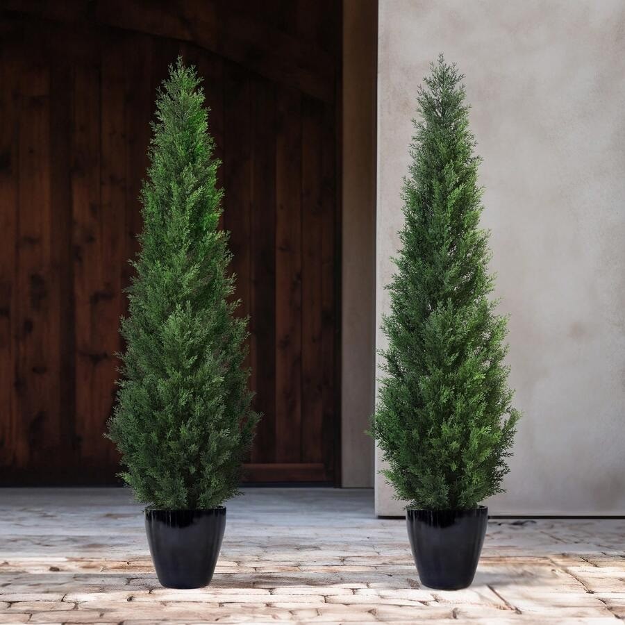UV-Resistant Artificial Cedar Tree, Pre-Potted Fake Plant for Indoor/Outdoor Dec