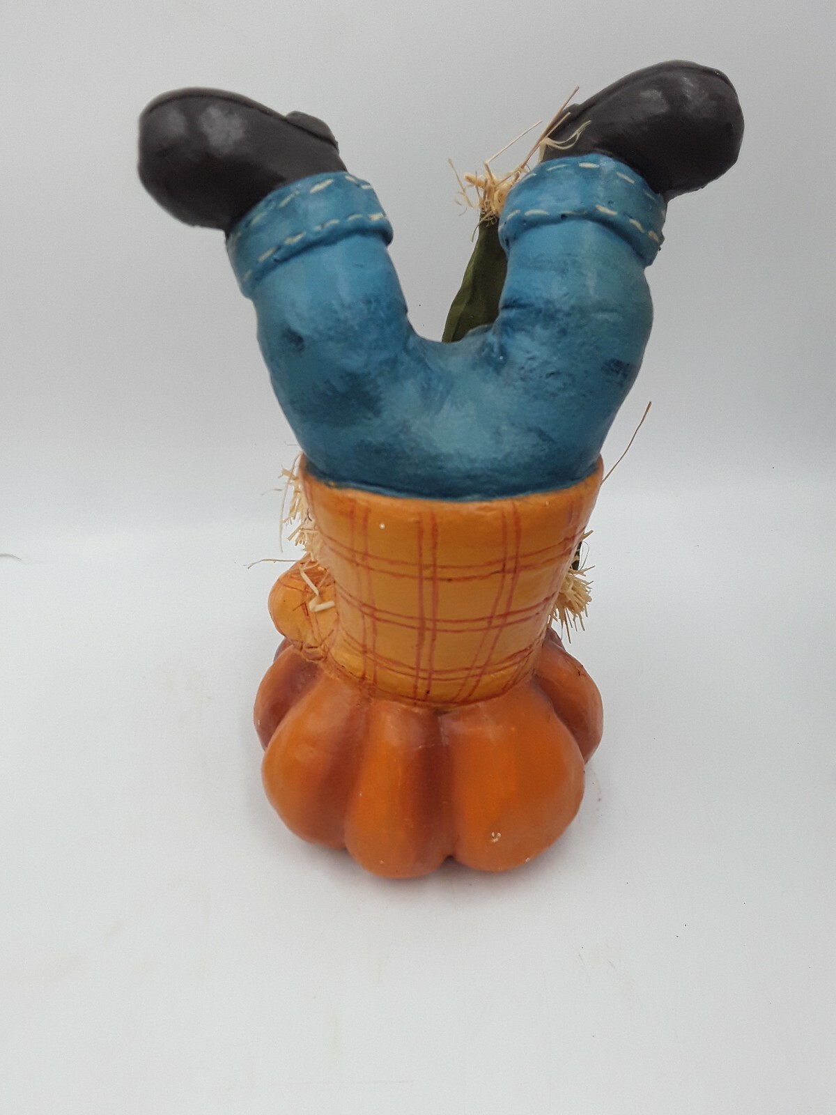 Scarecrow Figurine Thanksgiving Halloween Autumn Fall Decoration Resin 8in tall