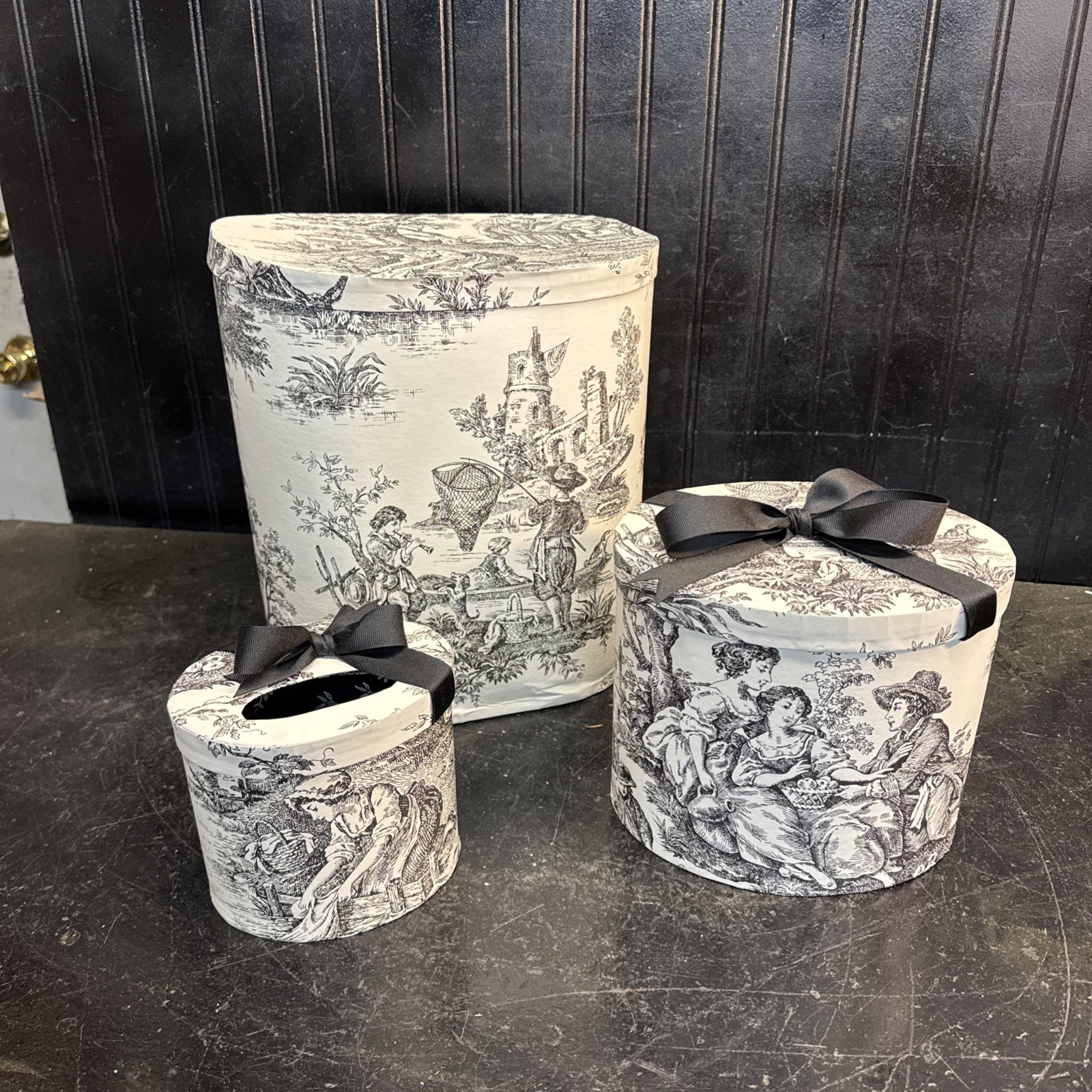 3 Cardboard Round Flower Gift Hat Box with Lids Early American Design