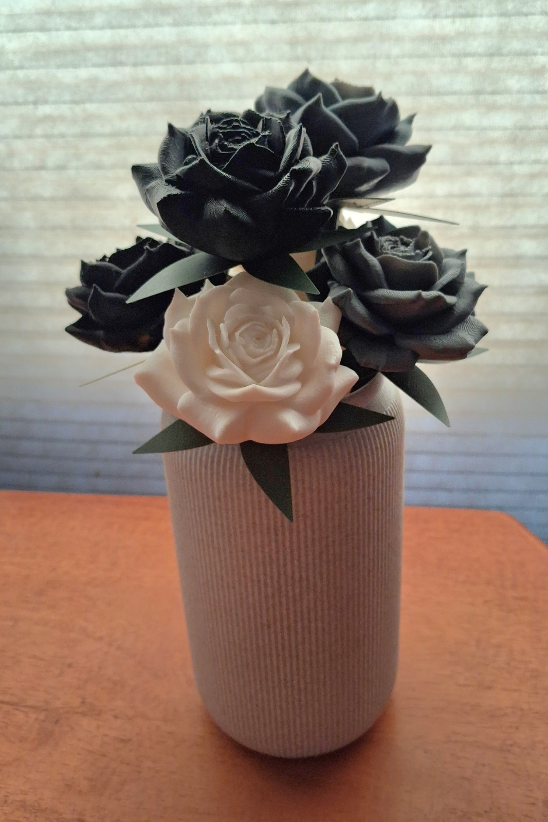 3d Printed Rose/Succulent Bouquet with Vase (More colors to choose from!)