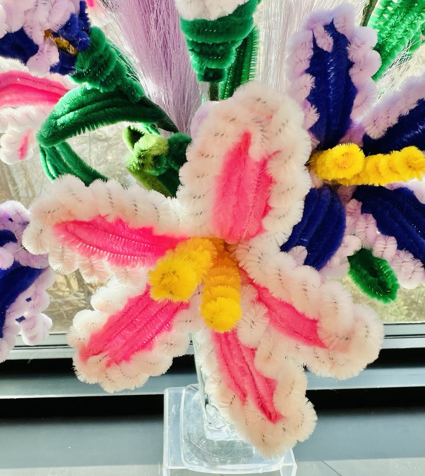 Original Handmade 6 pcs Pipe Cleaners Flowers Branches In The Vase .
