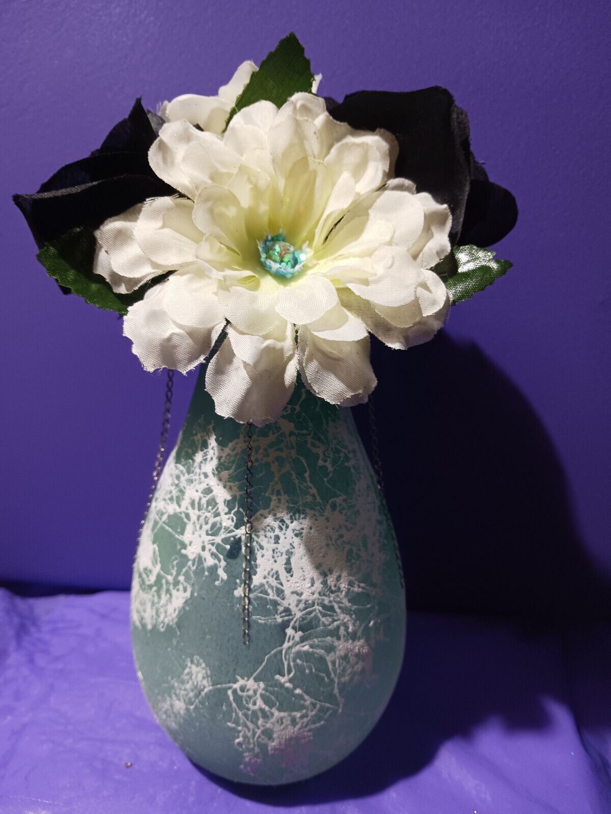 Artificial Flower Arrangement Green Glass Vase With Silver Chain Valentines Day