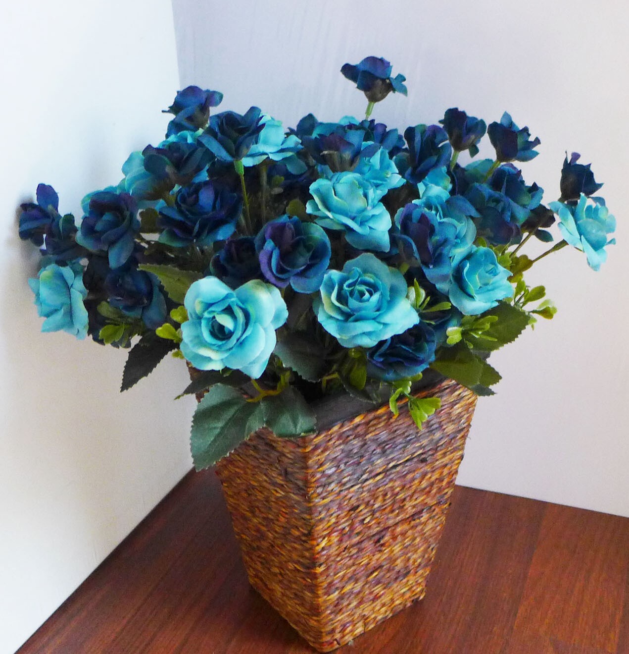 Artificial Plants Rose Flowers Fake Grass Wedding Decora (buy 2 get 2 free)