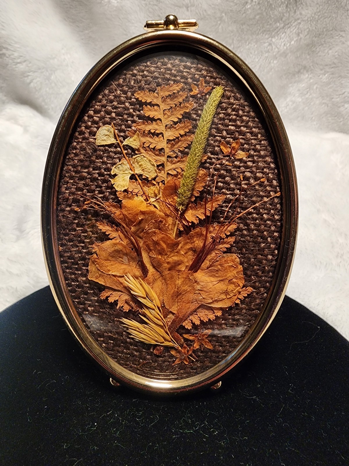 Vintage Framed Dried Flowers Standing Or Wall Hanging Oval Domed Glass Gold Tone