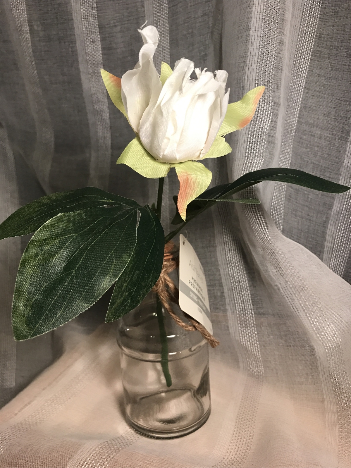 Artificial White Rose Flower Stem In Clear Glass Vase Floral Decor NWT Tabletop