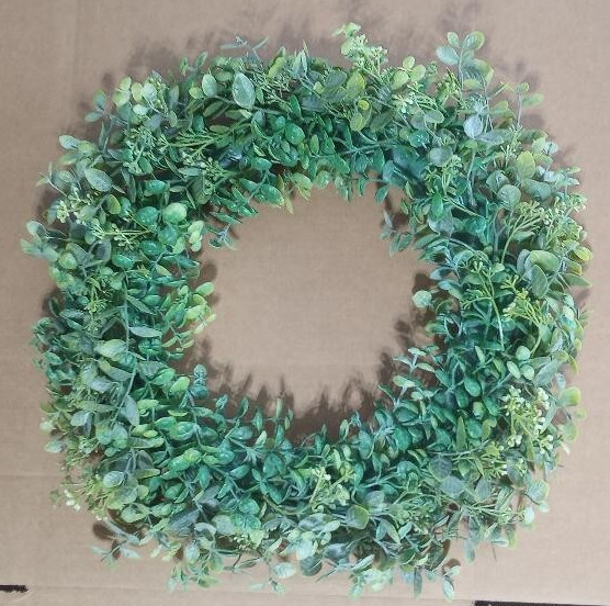NEW Plastic Wreath 12” Artificial Greenery Indoor Wall Door Decor Free Ship