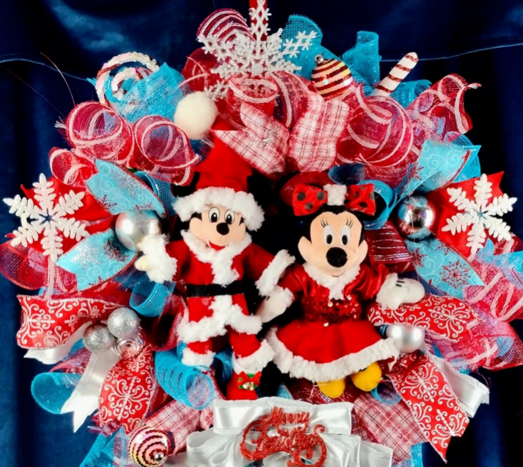 Mickey and Minnie Mouse Christmas Wreath Large 24″ Holiday Front Door Decor