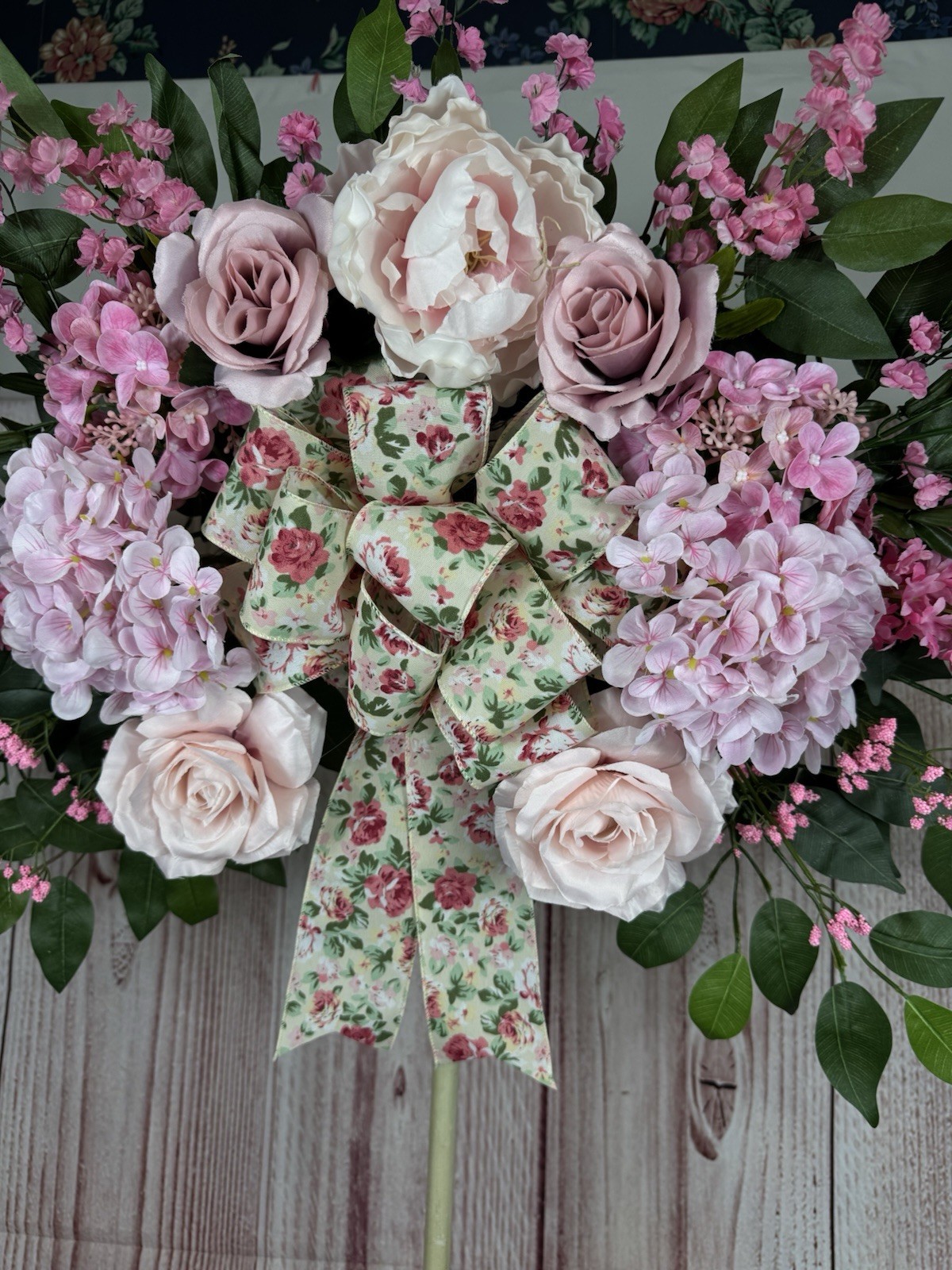Artificial Silk Pink/White/Green Rose Hydrangea Floral Swag Wall Decor Bow