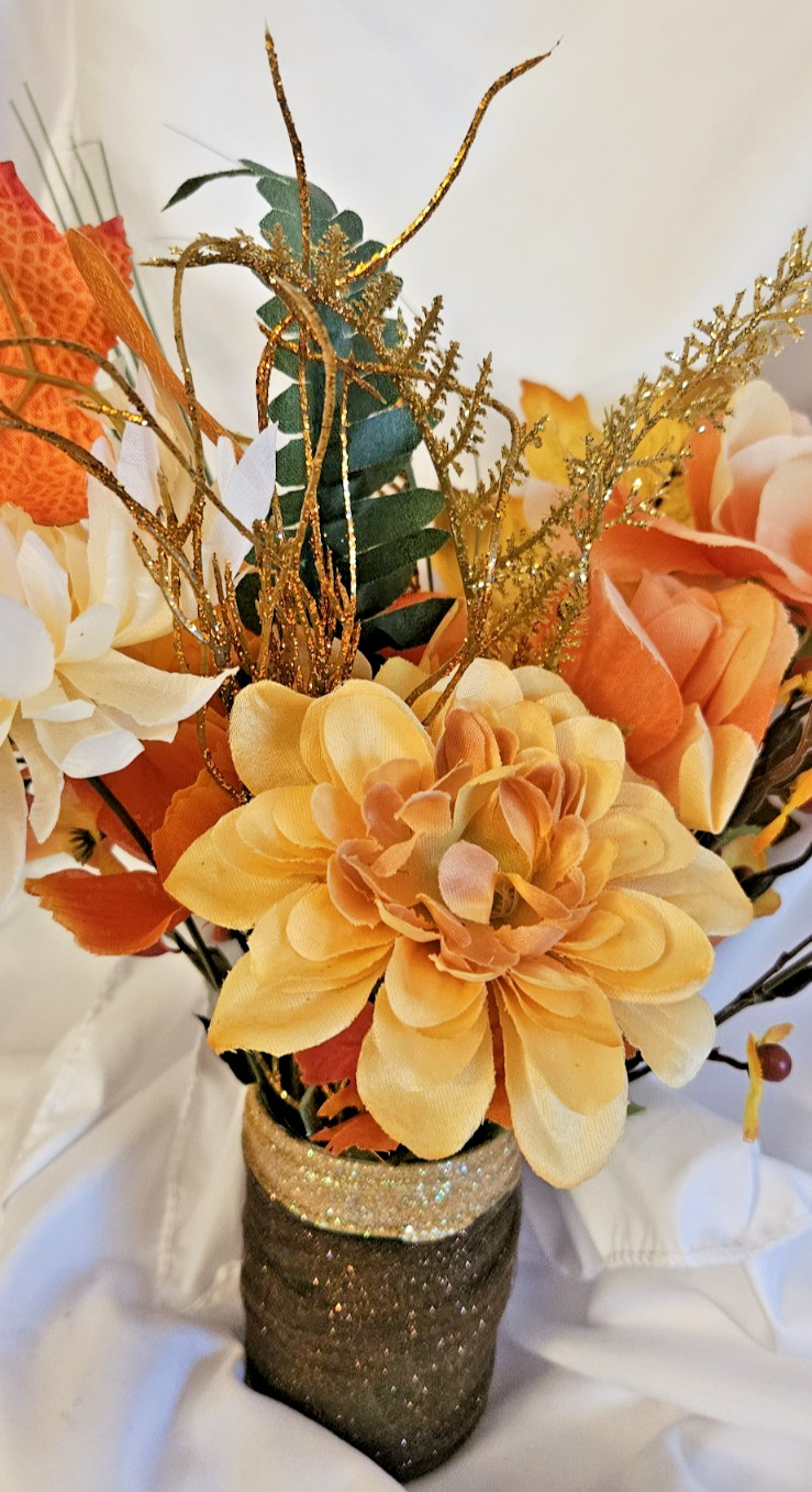 Fall/autumn artificial flower arrangement A4