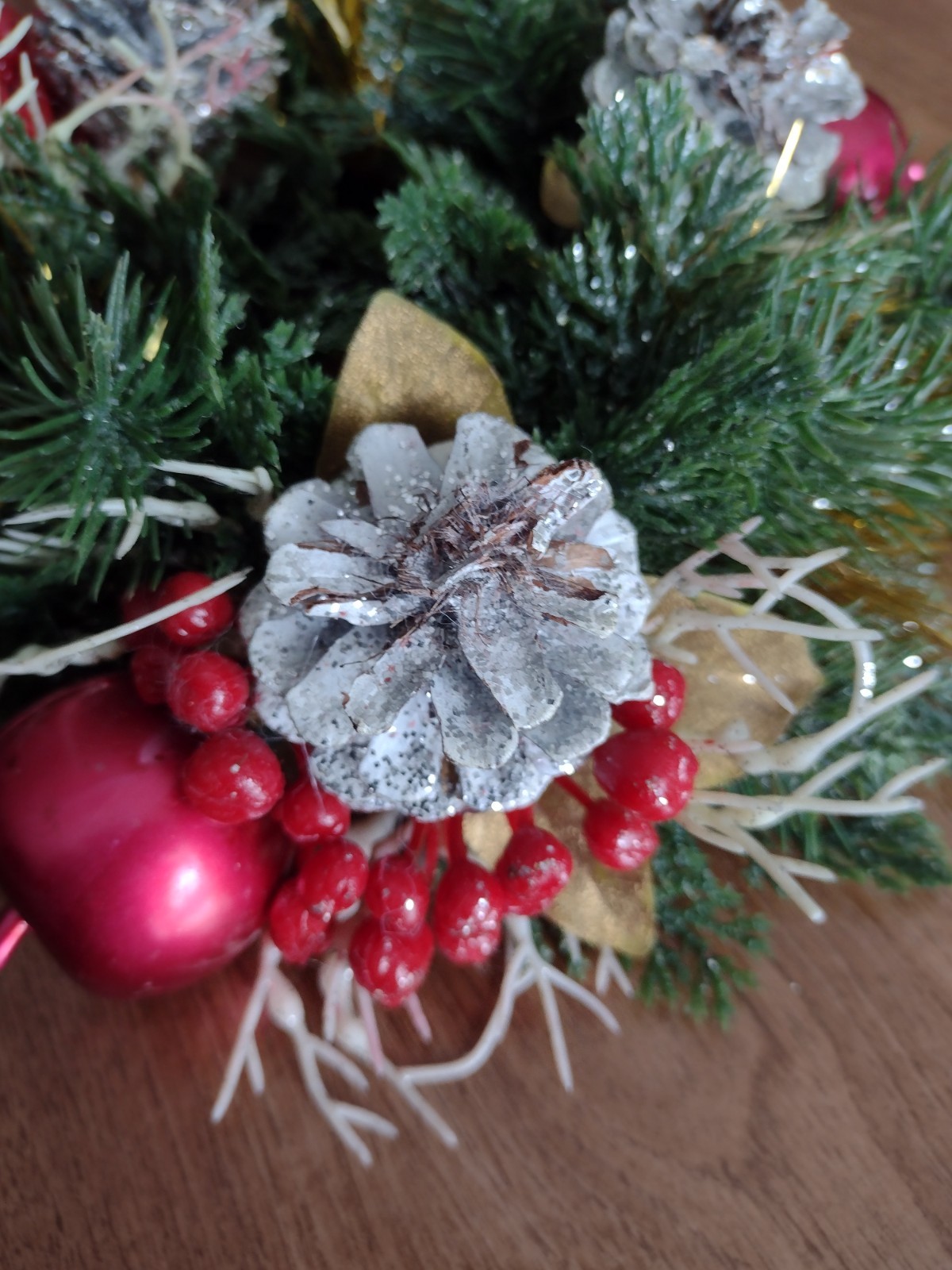 Vintage Plastic Candle Ring-Christmas/Holidays-10″- Pinecones, Berries