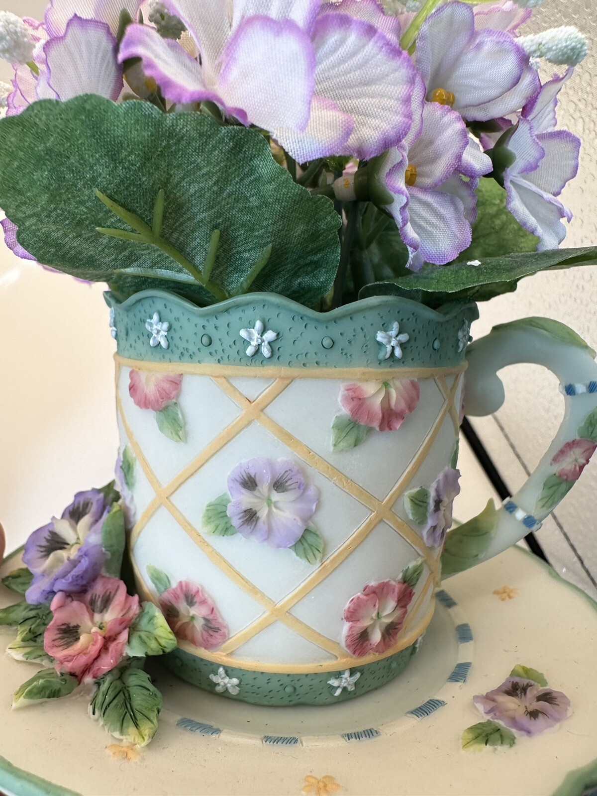 Set of 2 Resin Teacups Mug with Faux Flowers A Richesco Corp CottageCore Decor