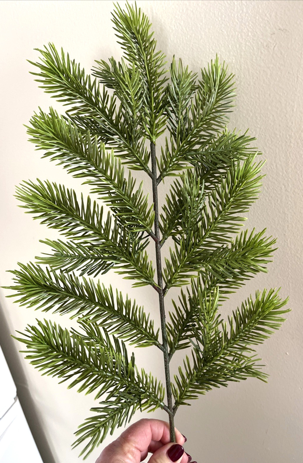 NEW Set Of 2 Large Realistic Artificial Plastic Juniper Pine Branches 24″ Green