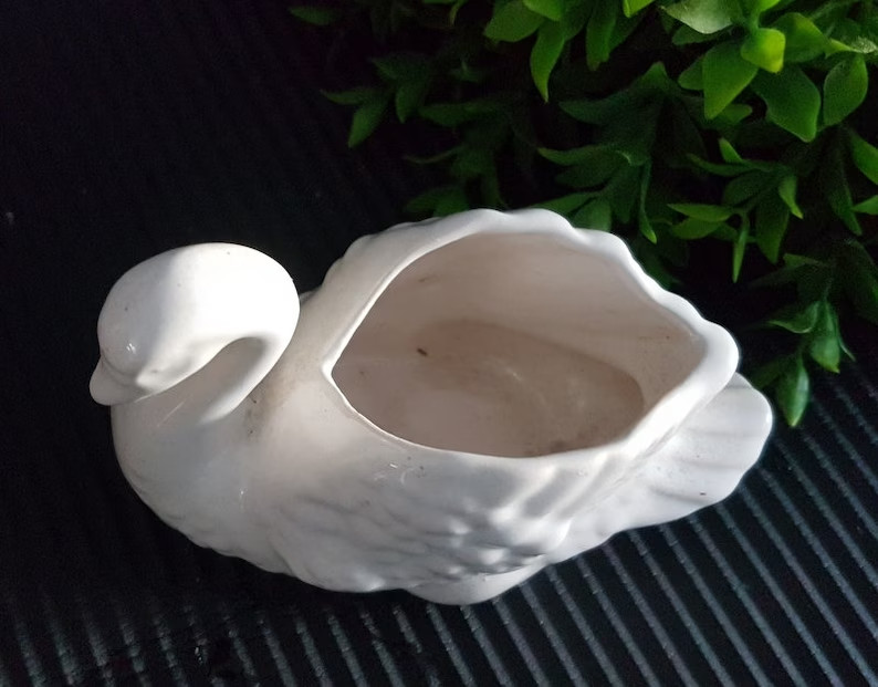 Vintage Ceramic Flower Pot – Swan Animal Planter