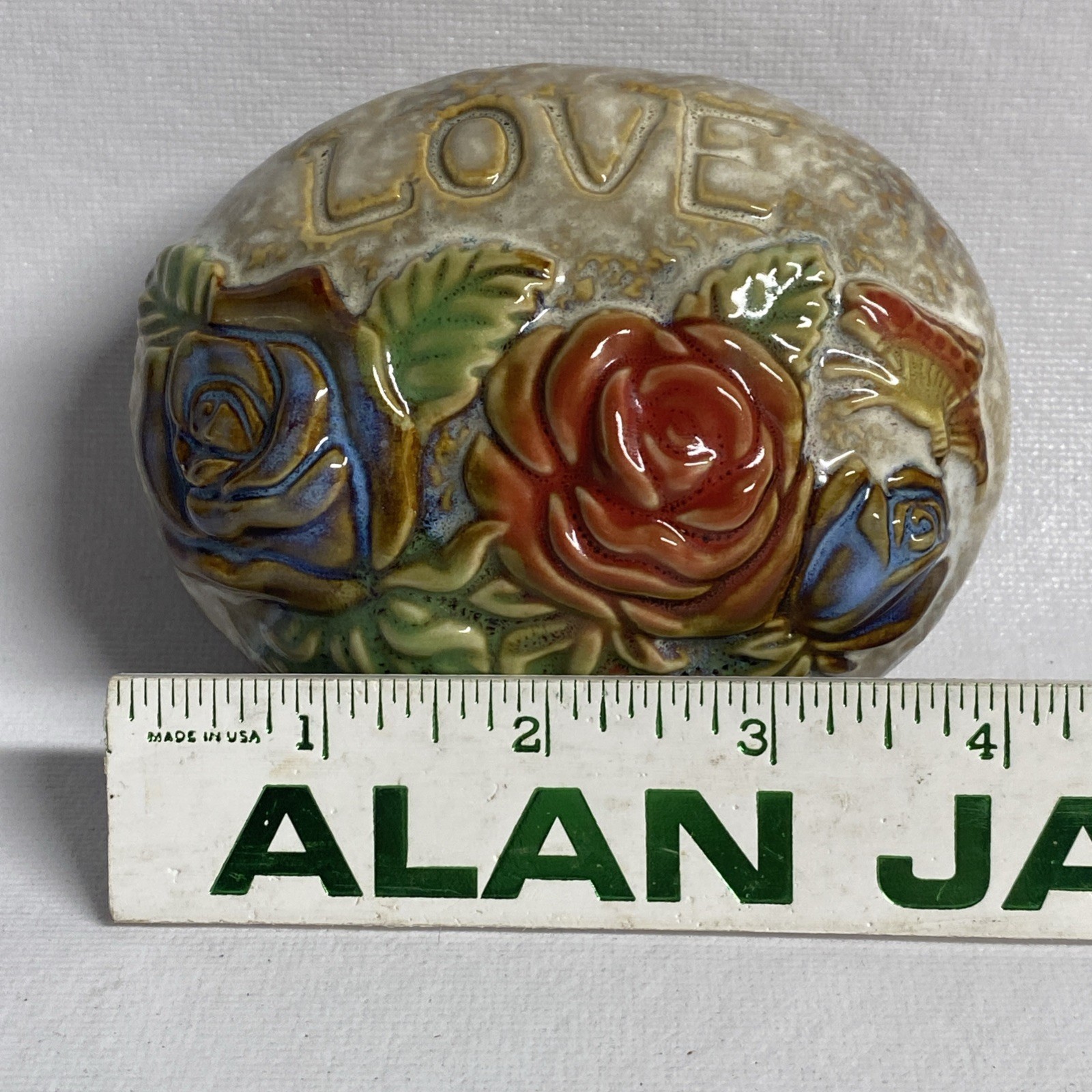 LOVE floral faux rock decor glossy ceramic glazed oval. V46