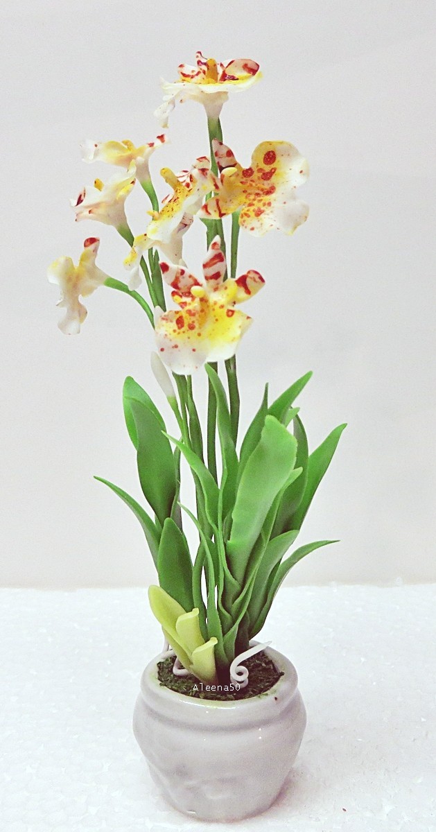 US Stock 7″H Handmade Air-Dry-Clay Miniature Dancing-Lady Orchid Arranged in Pot