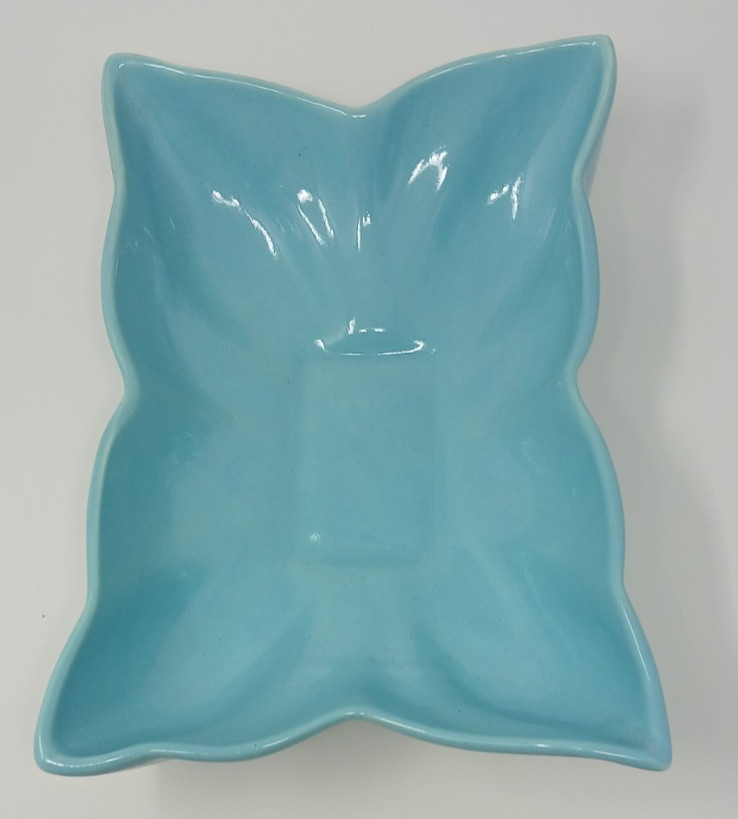 Vintage Camark Pottery Blue Leaf Console Bowl with Blue Bird Flower Frog MINT