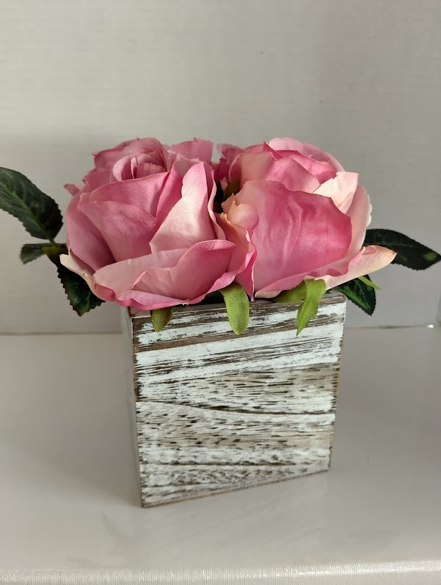 PINK rose table decoration