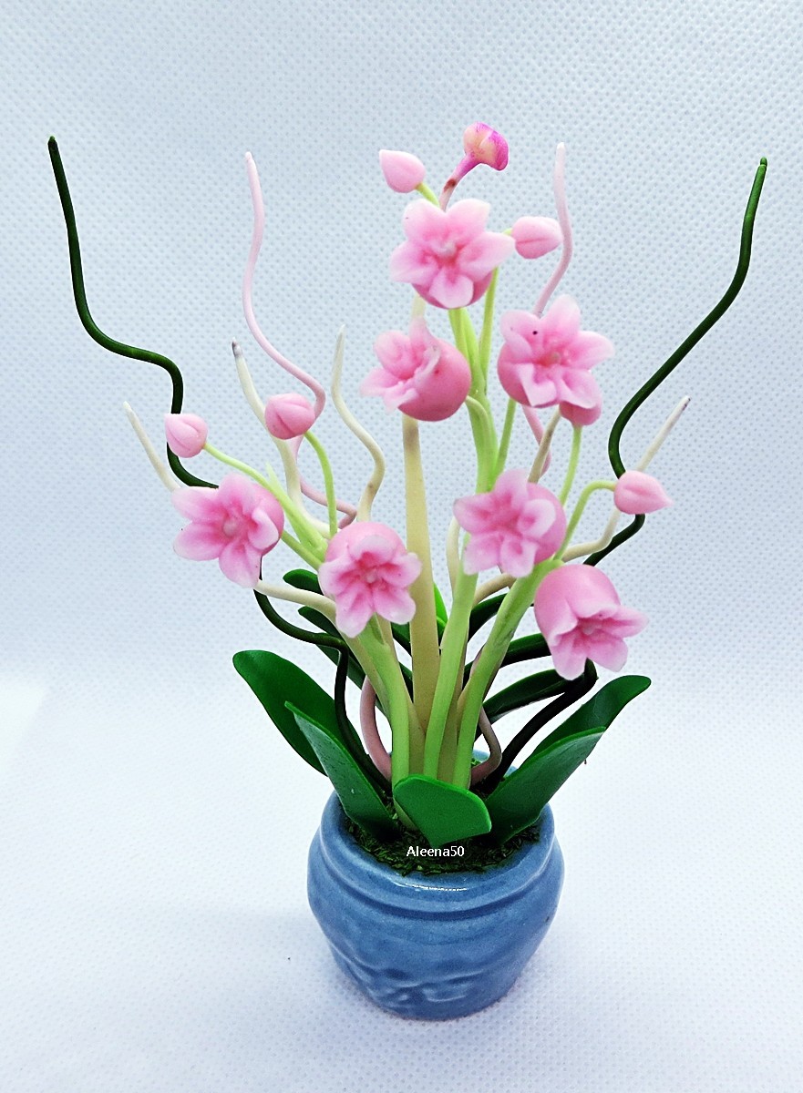 US Stock 5″H Handmade Miniature Air Dry Clay Bell-Flowers Arranged in CeramicPot