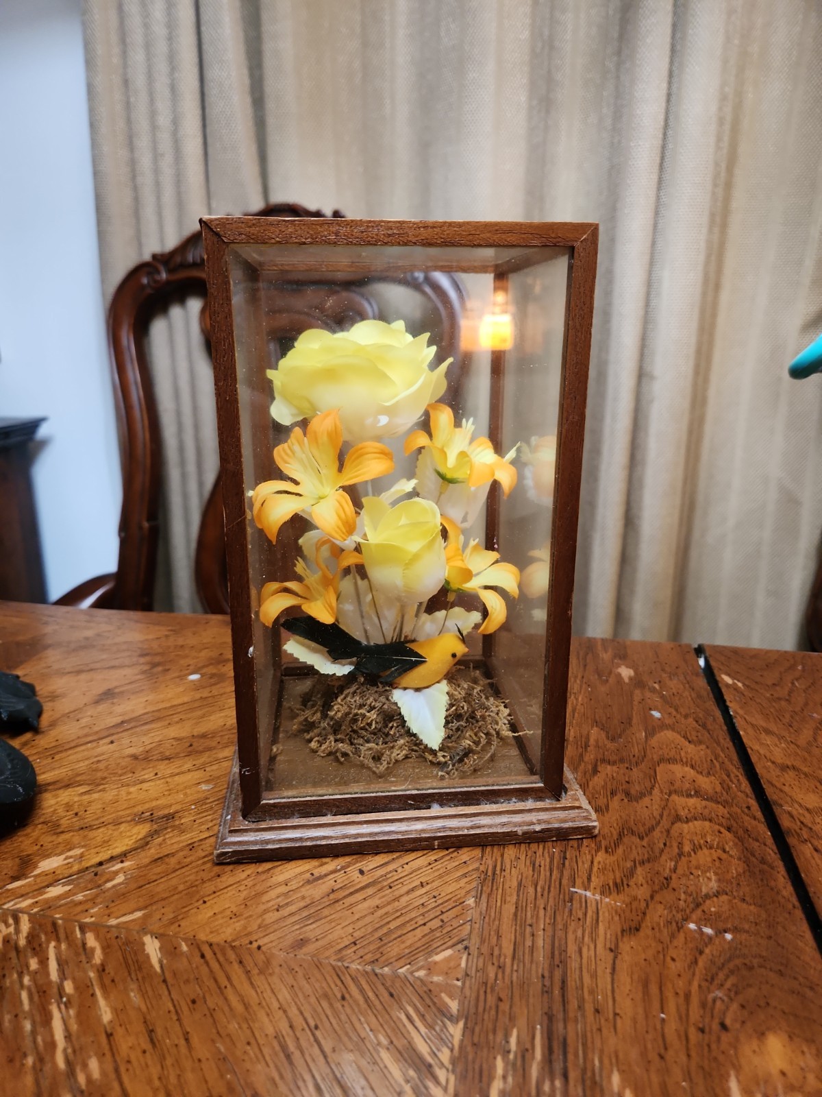 Vtg Artificial Flower Arrangement Bird 9″ Tall Glass Box on Wood Base &Top Rare