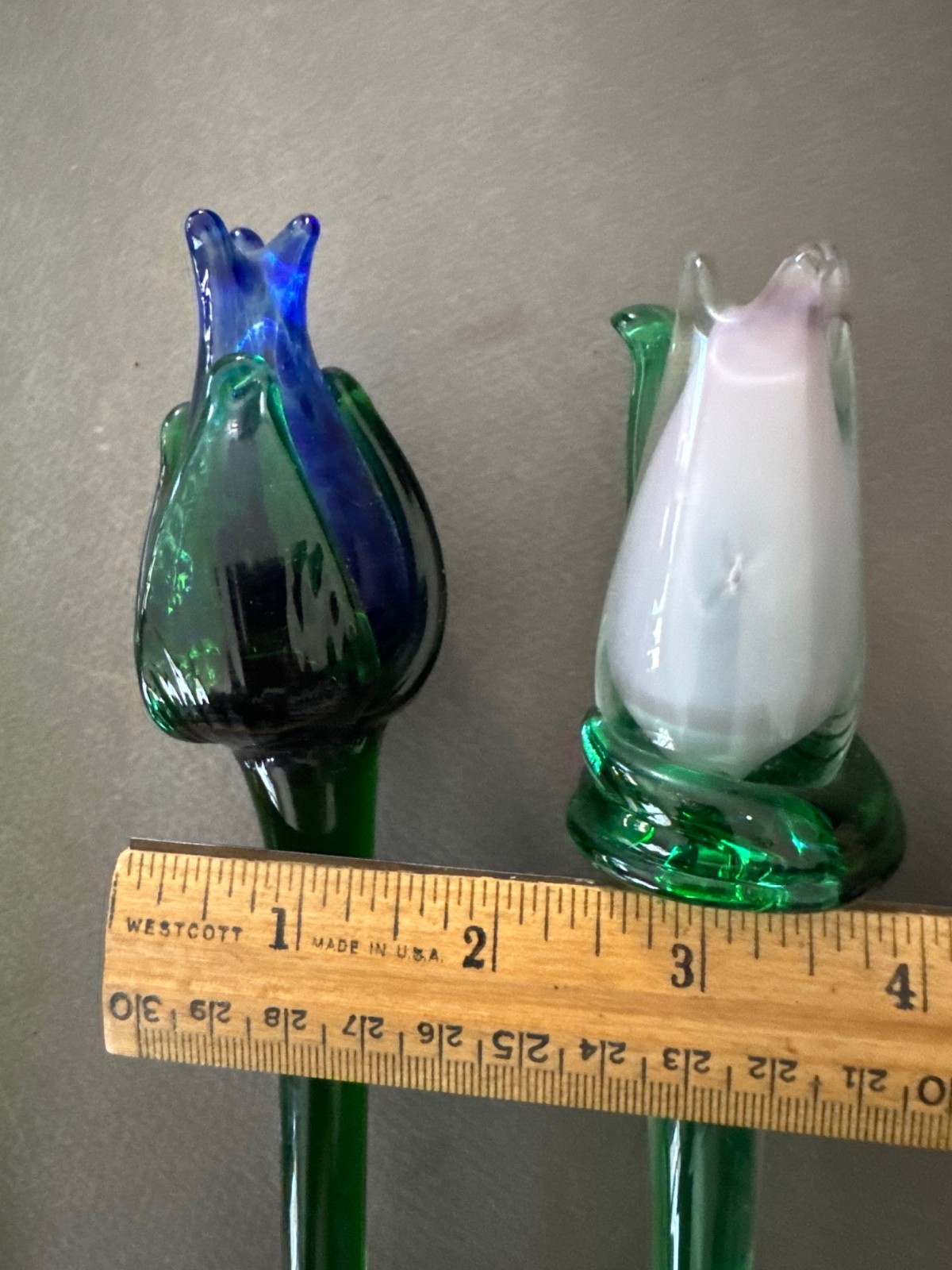 LOT OF 5 HAND BLOWN MULTICOLOR MURANO STYLE LONG STEM ART GLASS FLOWERS VTG