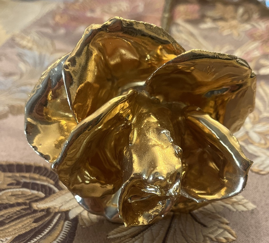 Real American Rose Dipped In 24K Yellow Gold Made In USA 12″ Lasts Forever