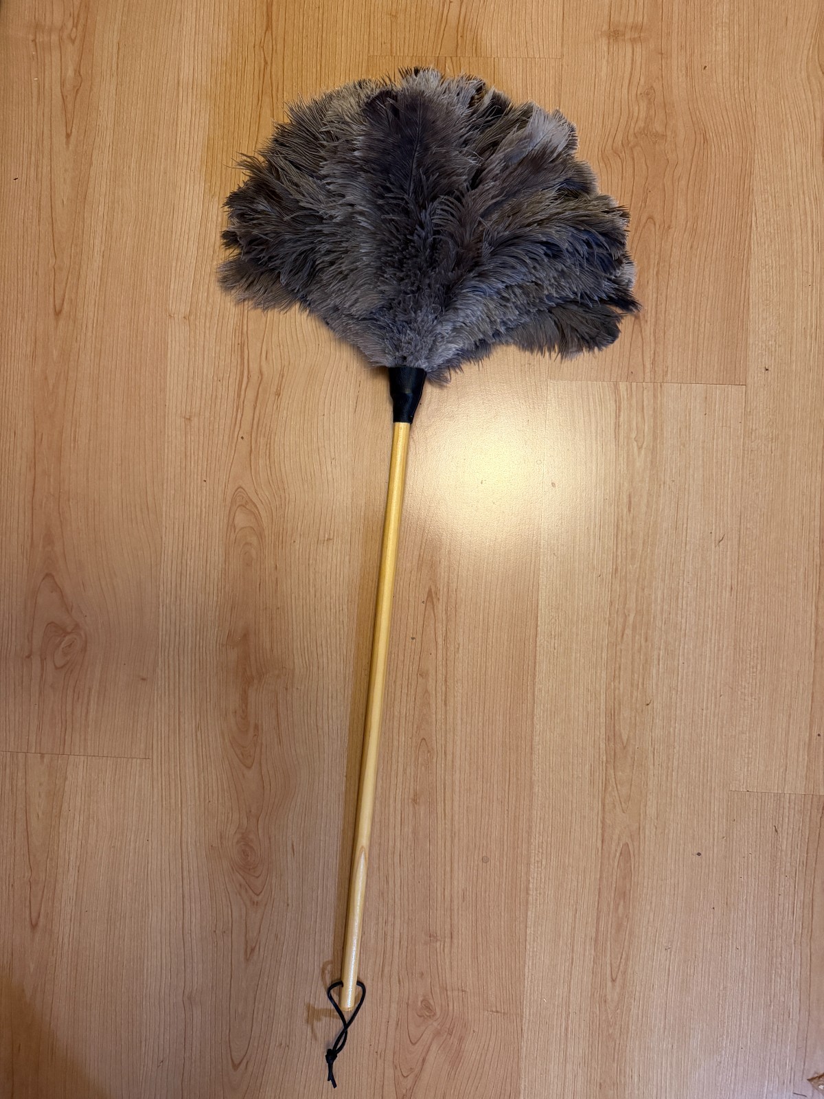First grade natural soft floss ostrich feather duster heavy 90 grm feather head