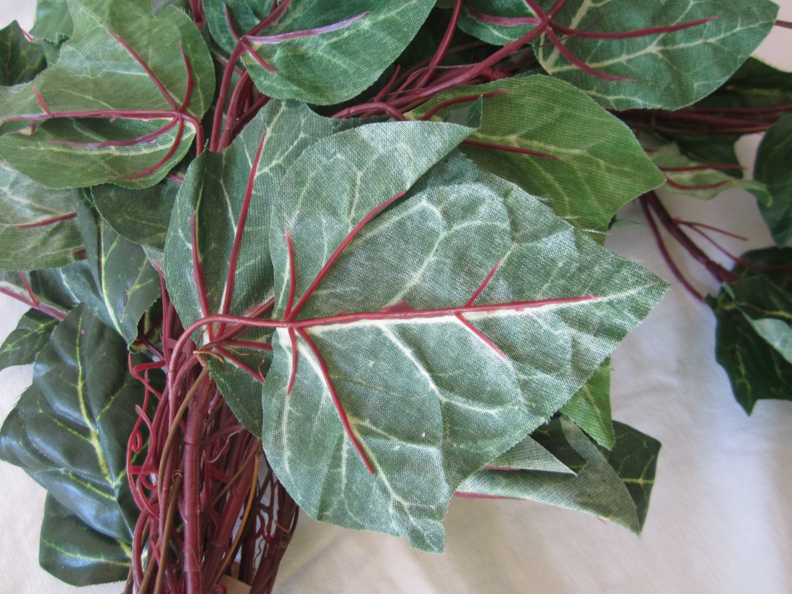 Artificial Floral Green & Red Leaf Bush Branch Stem Greenery Leaves Home Decor
