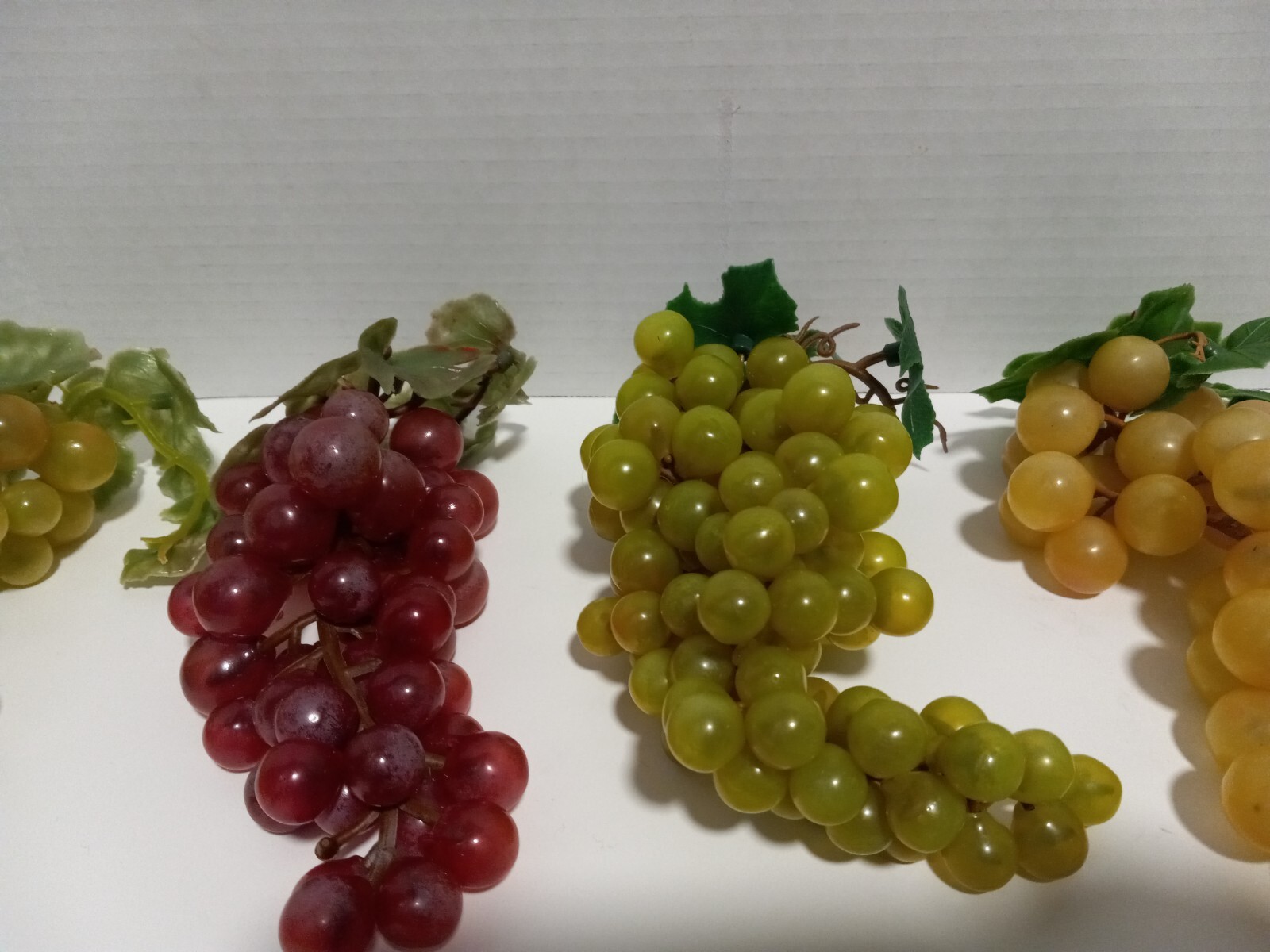 8 Clusters of Grapes Decoration Artificial Plastic Fake Fruits Bunches